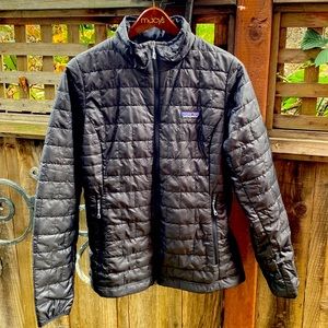 Patagonia Women’s Nano Puff MEDIUM Black